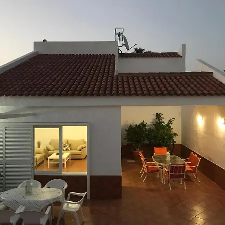 度假居 Lovely + Pool In Maspalomas *